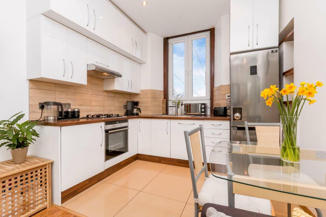 Beautiful Holyrood Park Apartment Единбург Екстер'єр фото