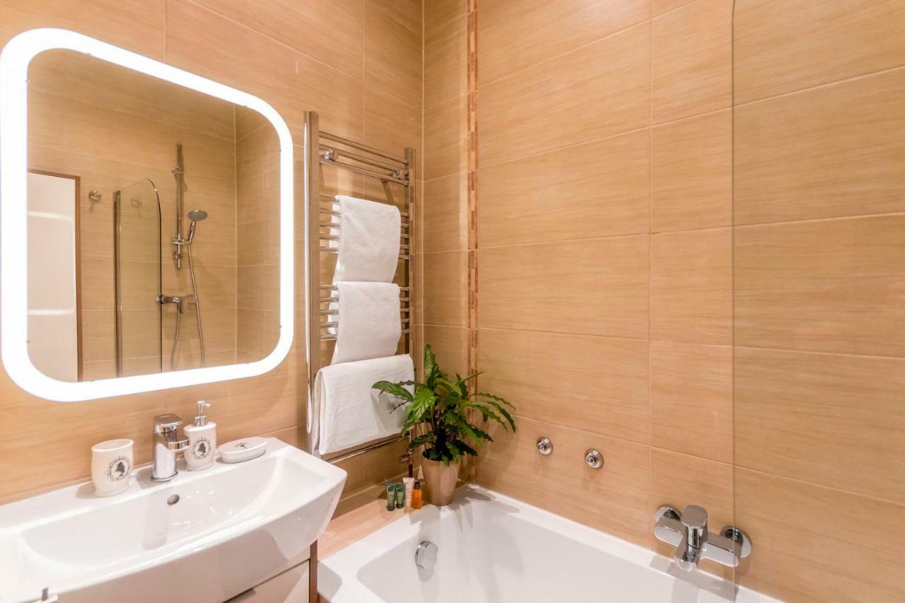 Beautiful Holyrood Park Apartment Единбург Екстер'єр фото