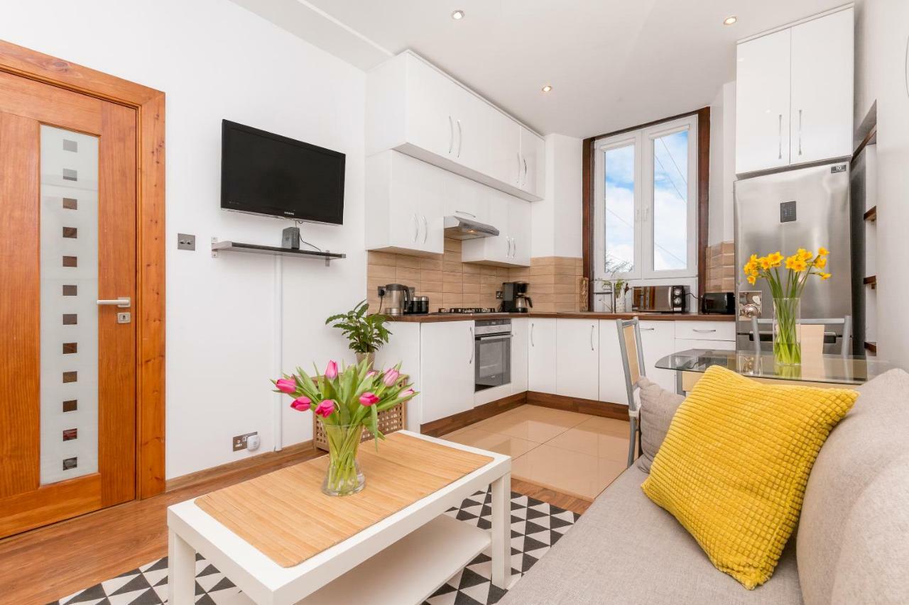 Beautiful Holyrood Park Apartment Единбург Екстер'єр фото